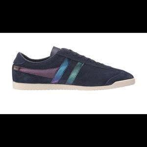 Gola Bullet flash women’s blue suede shoe.